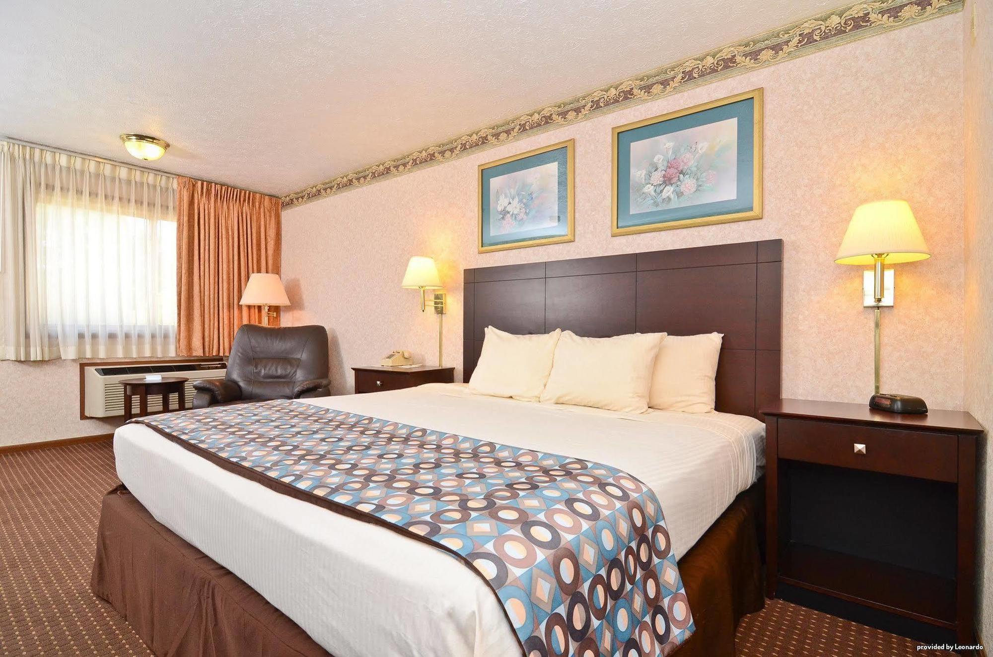 Baymont By Wyndham Danville Il Exteriér fotografie