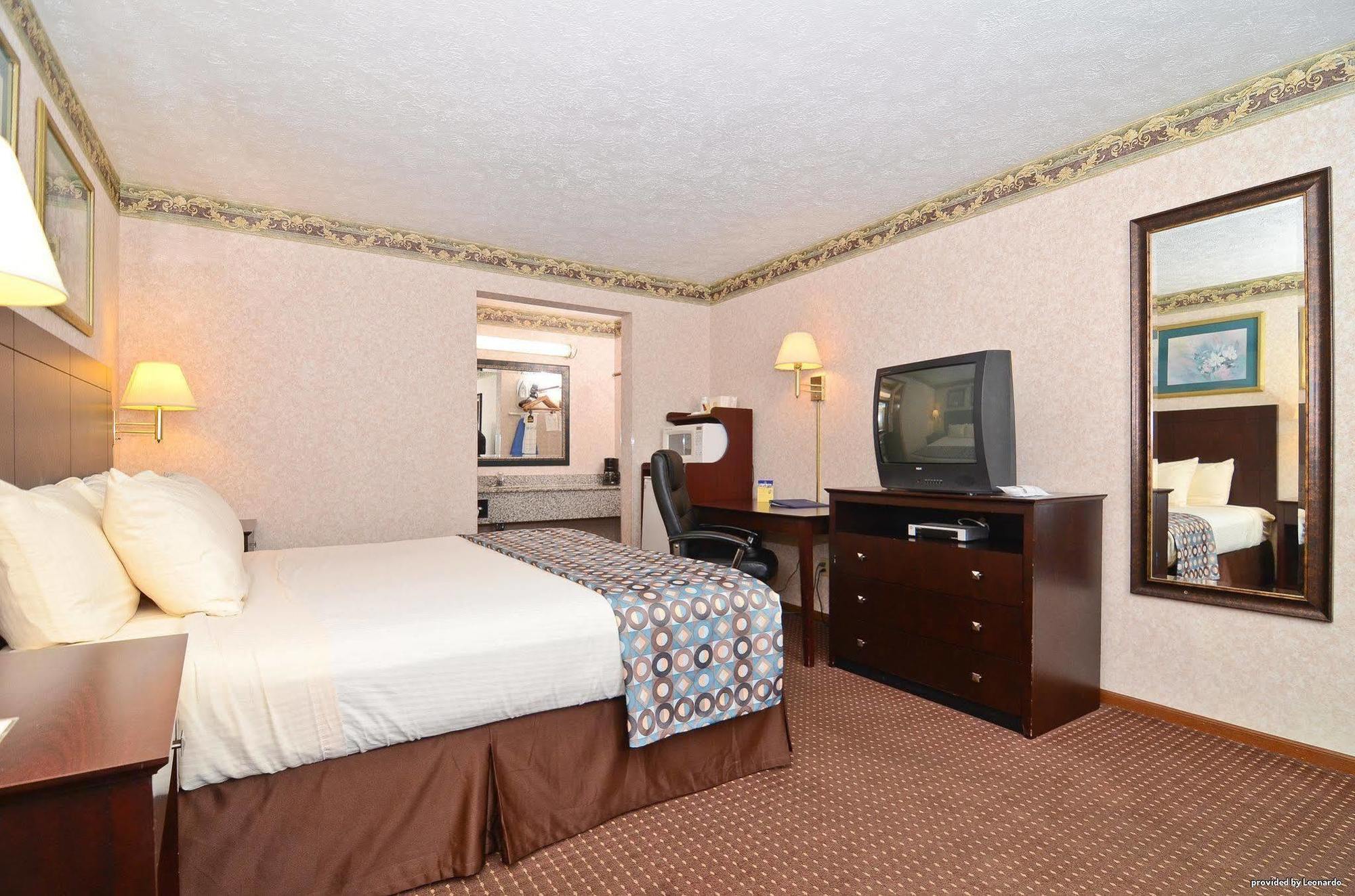 Baymont By Wyndham Danville Il Exteriér fotografie